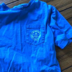 Vineyard Vines Hockey Tee Youth large